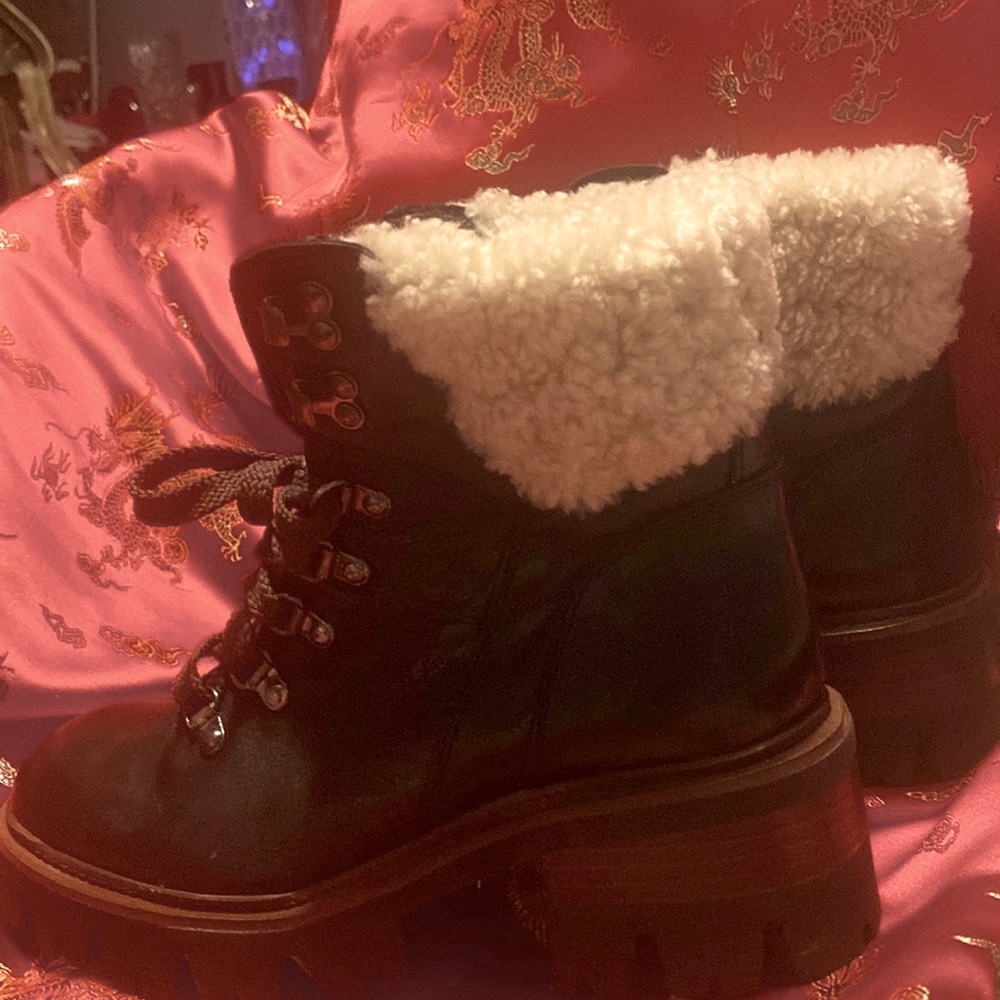 trendy Lug Sole Black Leather  Booties